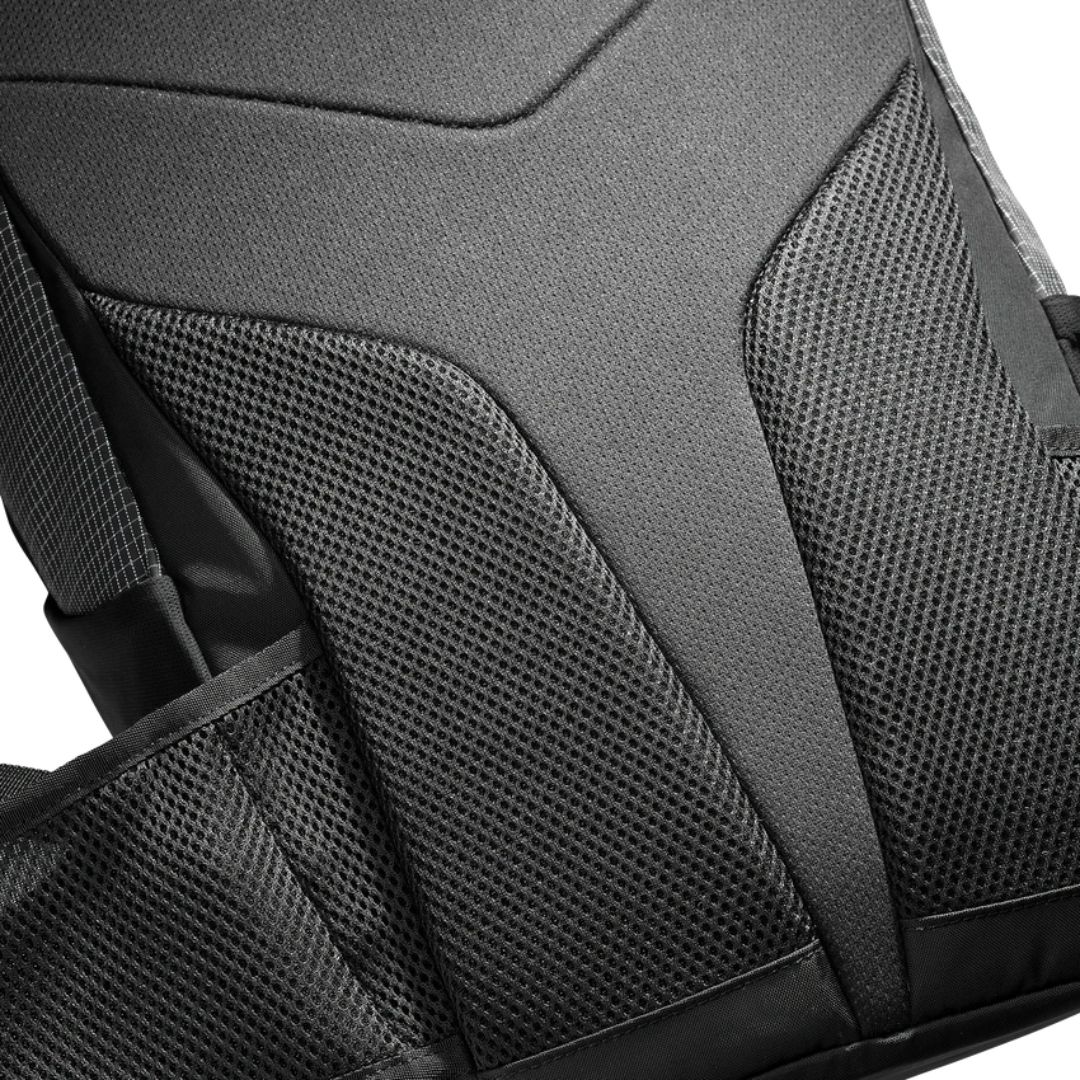 ★ 10%ポイントアップ!〜12/25まで★ SALOMON トレイルブレイザー20コミューター